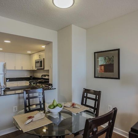 Madison Hospitality At 1401 Joyce Street Arlington Zewnętrze zdjęcie